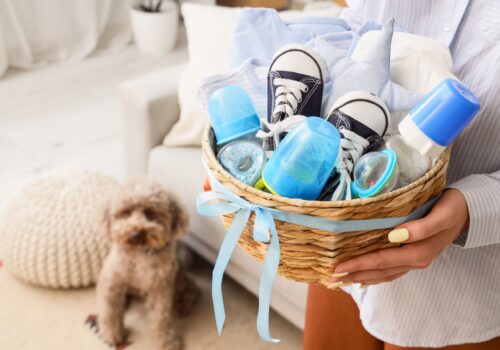 Wenn Stil auf Funktion trifft: Geschenke, die frischgebackene Eltern wirklich überraschen